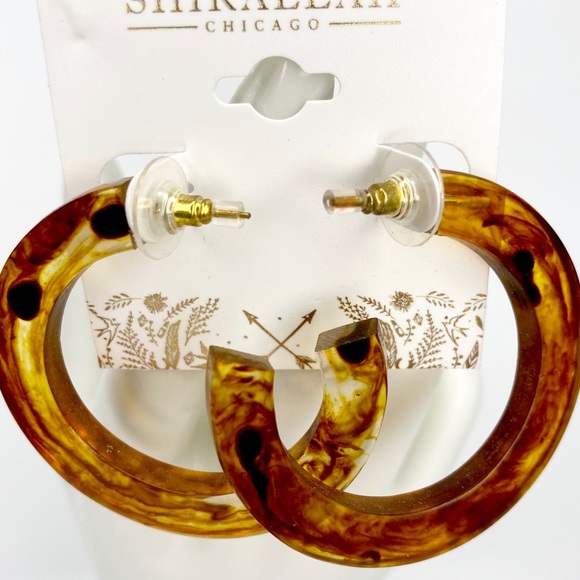 NEW Shiraleah Faux Tortoise Shell Boho Chic C Hoop Earrings - Picture 6 of 9